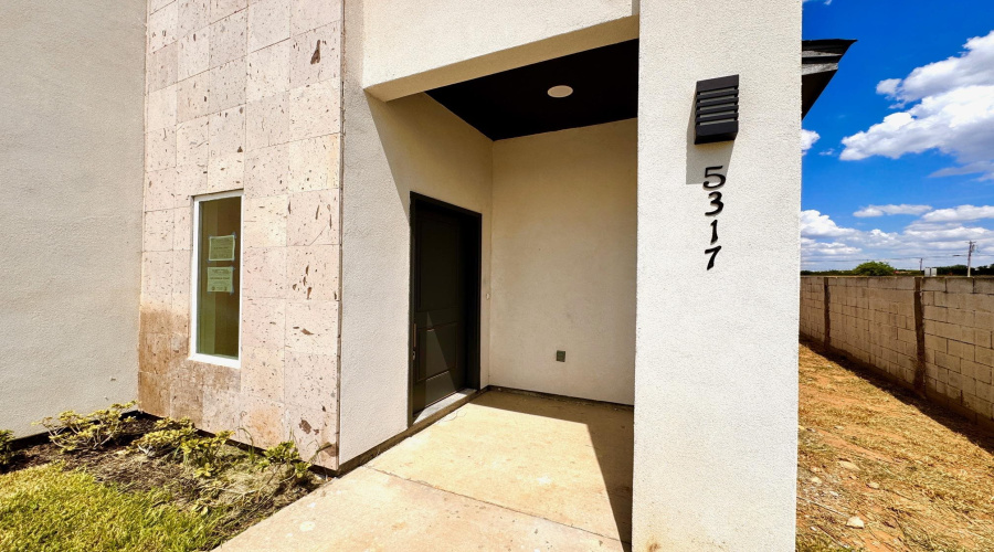 5317 General Franco Dr, LAREDO, Texas 78046, 3 Bedrooms Bedrooms, 5 Rooms Rooms,2 BathroomsBathrooms,Residential,For Sale,5317 General Franco Dr,20253736