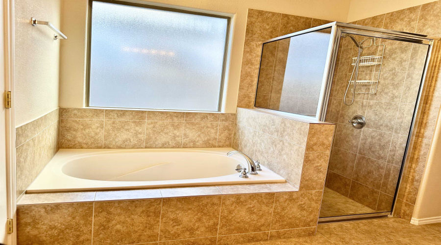 113 Washingtonia Dr, Laredo, Texas 78045, 4 Bedrooms Bedrooms, 9 Rooms Rooms,2 BathroomsBathrooms,Residential,For Sale,113 Washingtonia Dr,20253738