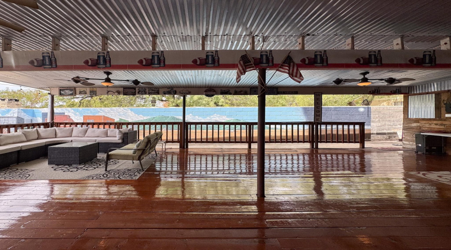 106 S Tapeyste Ave, Laredo, Texas 78043, 2 Bedrooms Bedrooms, 6 Rooms Rooms,2 BathroomsBathrooms,Residential,For Sale,106 S Tapeyste Ave,20253739