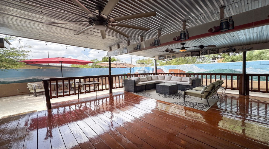 106 S Tapeyste Ave, Laredo, Texas 78043, 2 Bedrooms Bedrooms, 6 Rooms Rooms,2 BathroomsBathrooms,Residential,For Sale,106 S Tapeyste Ave,20253739