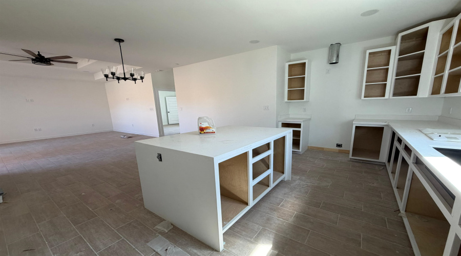 5606 Bramble Ln., Laredo, Texas 78046, 3 Bedrooms Bedrooms, 5 Rooms Rooms,2 BathroomsBathrooms,Residential,For Sale,5606 Bramble Ln.,20253744