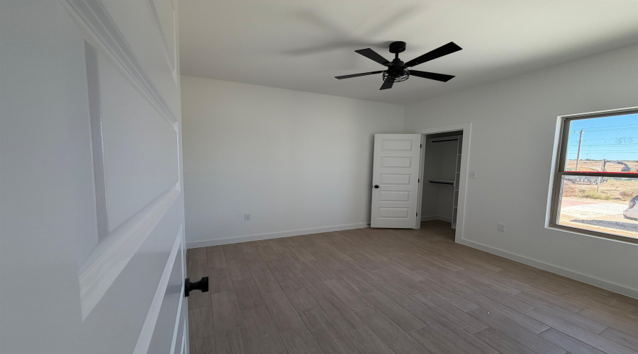 5606 Bramble Ln., Laredo, Texas 78046, 3 Bedrooms Bedrooms, 5 Rooms Rooms,2 BathroomsBathrooms,Residential,For Sale,5606 Bramble Ln.,20253744