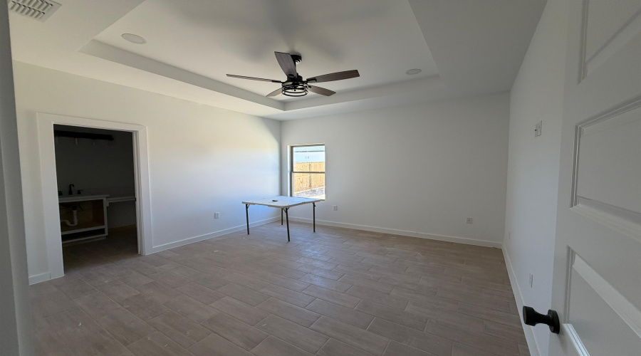 5606 Bramble Ln., Laredo, Texas 78046, 3 Bedrooms Bedrooms, 5 Rooms Rooms,2 BathroomsBathrooms,Residential,For Sale,5606 Bramble Ln.,20253744