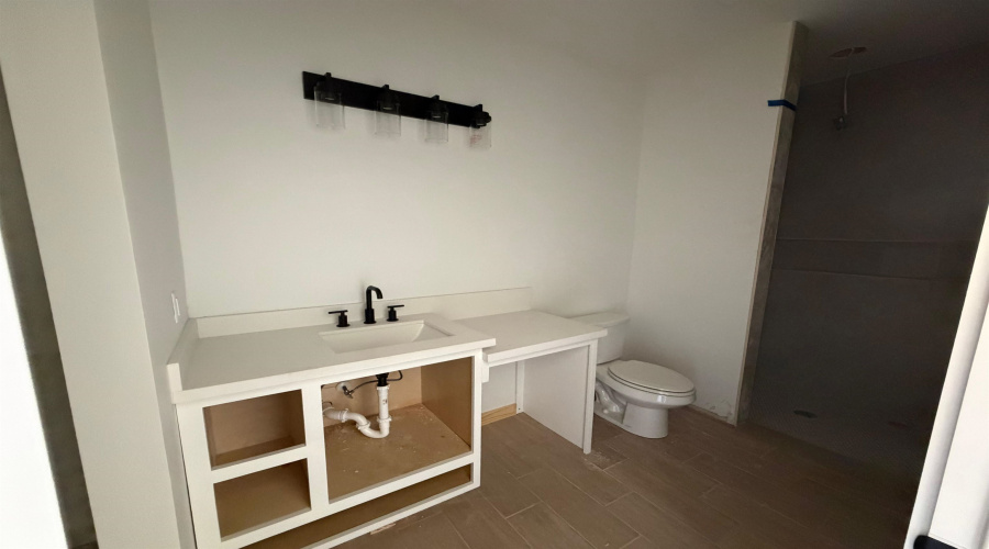 5606 Bramble Ln., Laredo, Texas 78046, 3 Bedrooms Bedrooms, 5 Rooms Rooms,2 BathroomsBathrooms,Residential,For Sale,5606 Bramble Ln.,20253744