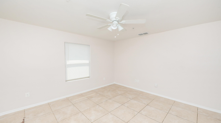 2601 Lomas Del Sur Blvd., Laredo, Texas 78046, 2 Bedrooms Bedrooms, 3 Rooms Rooms,2 BathroomsBathrooms,Residential,For Rent,2601 Lomas Del Sur Blvd.,20253747