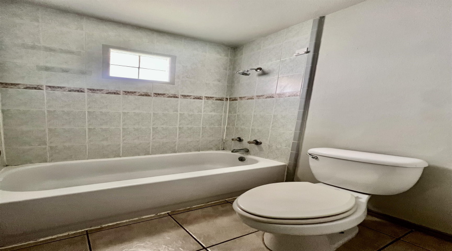 507 Shiloh Dr, Laredo, Texas 78045, 2 Bedrooms Bedrooms, 4 Rooms Rooms,1 BathroomBathrooms,Residential,For Rent,507 Shiloh Dr,20253750