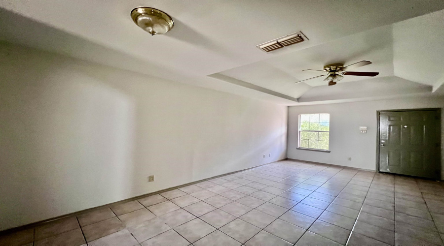 507 Shiloh Dr, Laredo, Texas 78045, 2 Bedrooms Bedrooms, 4 Rooms Rooms,1 BathroomBathrooms,Residential,For Rent,507 Shiloh Dr,20253750