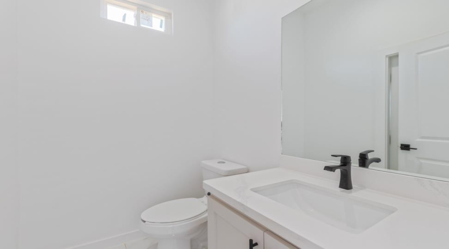 3916 Yoyis St., Laredo, Texas 78046, 3 Bedrooms Bedrooms, 6 Rooms Rooms,2 BathroomsBathrooms,Residential,For Sale,3916 Yoyis St.,20253752