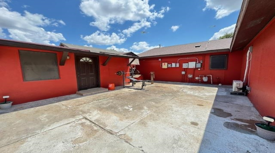 712 Zebra Dr, Laredo, Texas 78045, 3 Bedrooms Bedrooms, 6 Rooms Rooms,1 BathroomBathrooms,Residential,For Rent,712 Zebra Dr,20253753