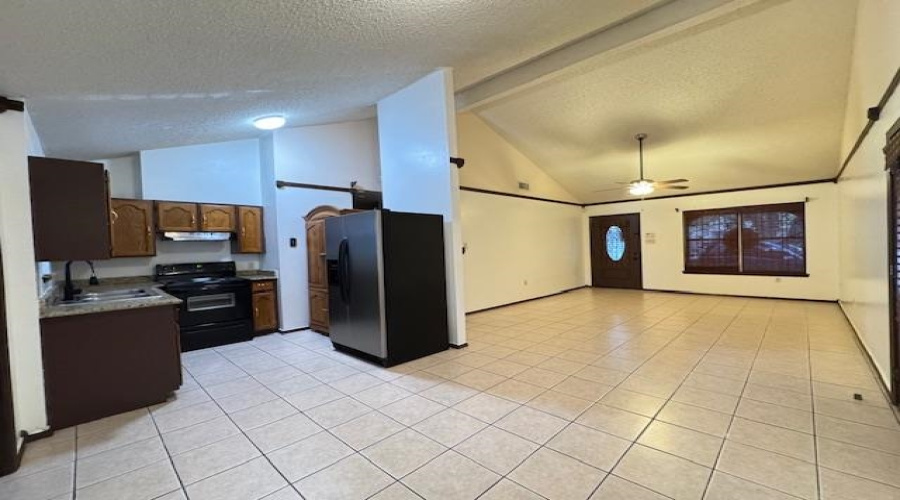 712 Zebra Dr, Laredo, Texas 78045, 3 Bedrooms Bedrooms, 6 Rooms Rooms,1 BathroomBathrooms,Residential,For Rent,712 Zebra Dr,20253753
