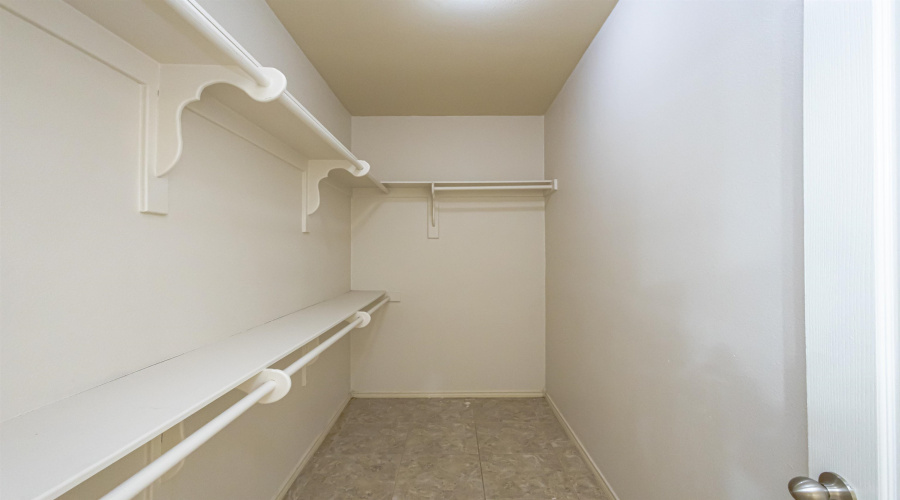 618 Crackle Grove Dr, Laredo, Texas 78045, 3 Bedrooms Bedrooms, 6 Rooms Rooms,2 BathroomsBathrooms,Residential,For Sale,618 Crackle Grove Dr,20253759