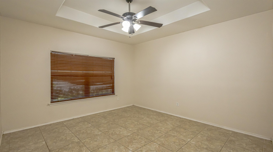 618 Crackle Grove Dr, Laredo, Texas 78045, 3 Bedrooms Bedrooms, 6 Rooms Rooms,2 BathroomsBathrooms,Residential,For Sale,618 Crackle Grove Dr,20253759