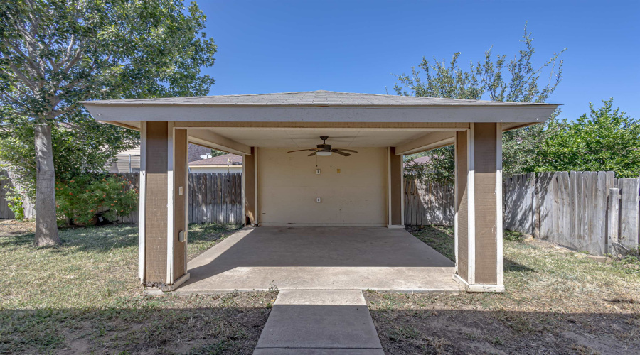 618 Crackle Grove Dr, Laredo, Texas 78045, 3 Bedrooms Bedrooms, 6 Rooms Rooms,2 BathroomsBathrooms,Residential,For Sale,618 Crackle Grove Dr,20253759