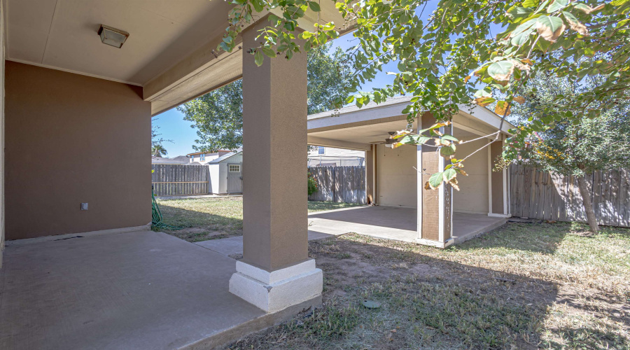 618 Crackle Grove Dr, Laredo, Texas 78045, 3 Bedrooms Bedrooms, 6 Rooms Rooms,2 BathroomsBathrooms,Residential,For Sale,618 Crackle Grove Dr,20253759