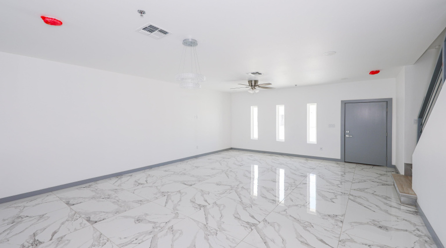 1011 Emerald Valley Dr., Laredo, Texas 78043, 3 Bedrooms Bedrooms, 6 Rooms Rooms,2 BathroomsBathrooms,Residential,For Sale,1011 Emerald Valley Dr.,20253769