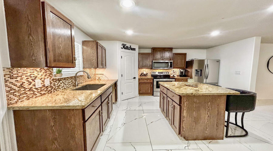 3708 Gregorio Lerma Dr, Laredo, Texas 78046, 3 Bedrooms Bedrooms, 6 Rooms Rooms,2 BathroomsBathrooms,Residential,For Sale,3708 Gregorio Lerma Dr,20253796