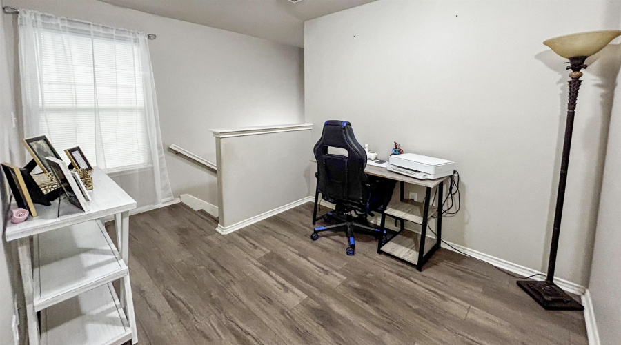 3708 Gregorio Lerma Dr, Laredo, Texas 78046, 3 Bedrooms Bedrooms, 6 Rooms Rooms,2 BathroomsBathrooms,Residential,For Sale,3708 Gregorio Lerma Dr,20253796