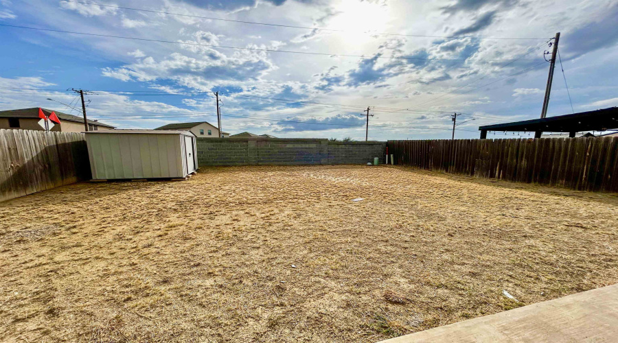 3708 Gregorio Lerma Dr, Laredo, Texas 78046, 3 Bedrooms Bedrooms, 6 Rooms Rooms,2 BathroomsBathrooms,Residential,For Sale,3708 Gregorio Lerma Dr,20253796