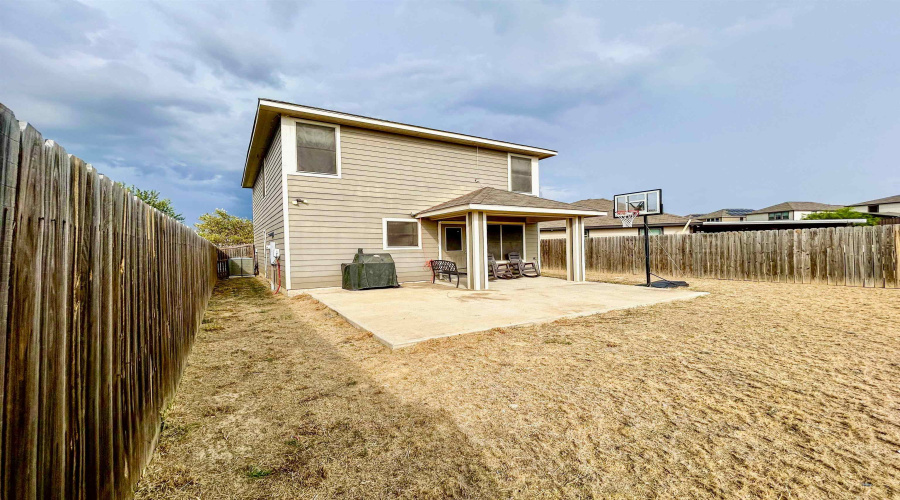 3708 Gregorio Lerma Dr, Laredo, Texas 78046, 3 Bedrooms Bedrooms, 6 Rooms Rooms,2 BathroomsBathrooms,Residential,For Sale,3708 Gregorio Lerma Dr,20253796