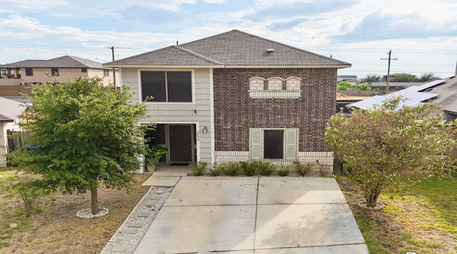 3708 Gregorio Lerma Dr, Laredo, Texas 78046, 3 Bedrooms Bedrooms, 6 Rooms Rooms,2 BathroomsBathrooms,Residential,For Sale,3708 Gregorio Lerma Dr,20253796