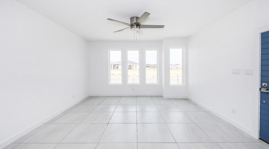 5017 Servando Dr, Laredo, Texas 78046, 3 Bedrooms Bedrooms, 5 Rooms Rooms,2 BathroomsBathrooms,Residential,For Sale,5017 Servando Dr,20253800