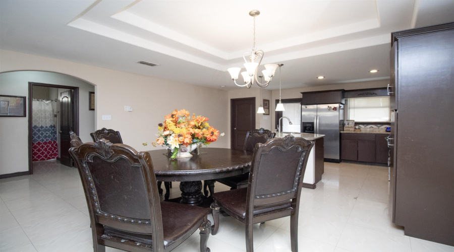 2310 Jean St, Laredo, Texas 78046, 3 Bedrooms Bedrooms, 5 Rooms Rooms,2 BathroomsBathrooms,Residential,For Sale,2310 Jean St,20253803