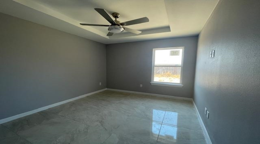 17204 Running Doe St, LAREDO, Texas 78045, 4 Bedrooms Bedrooms, 7 Rooms Rooms,2 BathroomsBathrooms,Residential,For Sale,17204 Running Doe St,20253804