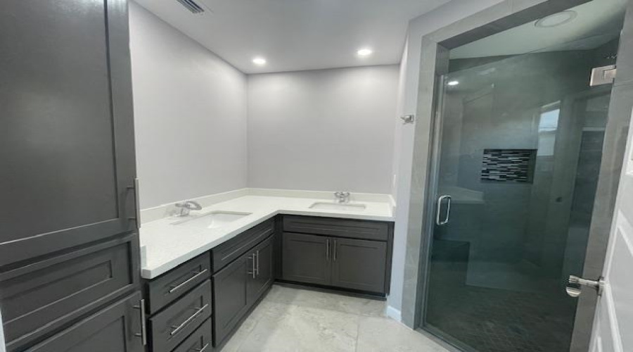 17204 Running Doe St, LAREDO, Texas 78045, 4 Bedrooms Bedrooms, 7 Rooms Rooms,2 BathroomsBathrooms,Residential,For Sale,17204 Running Doe St,20253804
