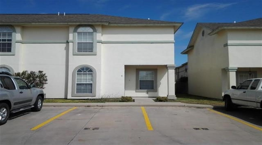 1000 Ranchway Dr, LAREDO, Texas 78045, 3 Bedrooms Bedrooms, 6 Rooms Rooms,3 BathroomsBathrooms,Residential,For Rent,1000 Ranchway Dr,20253806