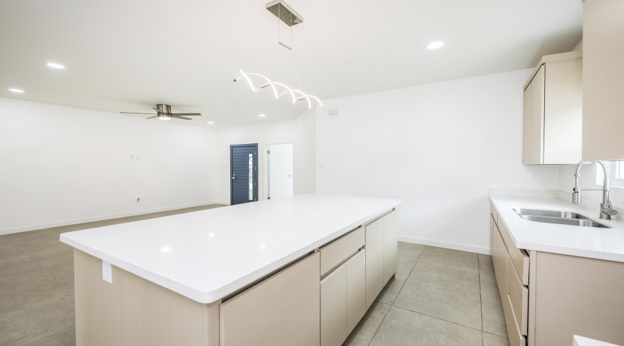 5019 Servando Dr, Laredo, Texas 78046, 3 Bedrooms Bedrooms, 5 Rooms Rooms,2 BathroomsBathrooms,Residential,For Sale,5019 Servando Dr,20253808