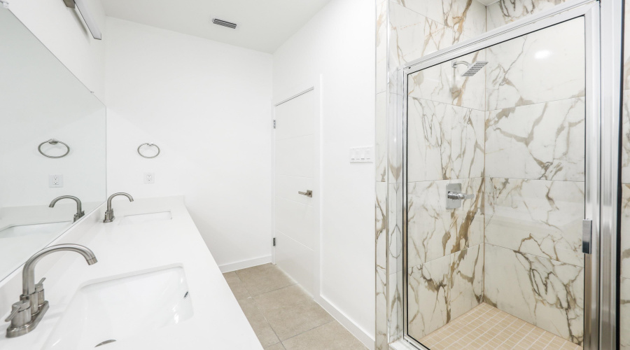 5019 Servando Dr, Laredo, Texas 78046, 3 Bedrooms Bedrooms, 5 Rooms Rooms,2 BathroomsBathrooms,Residential,For Sale,5019 Servando Dr,20253808