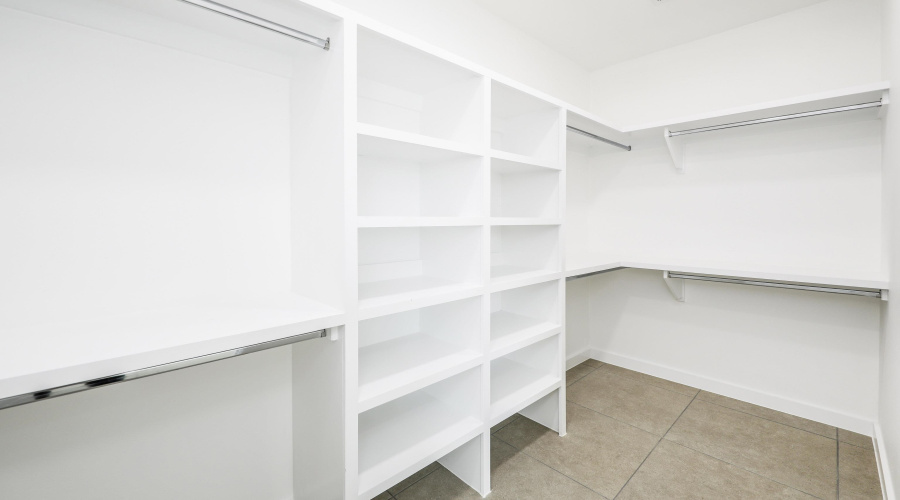 5019 Servando Dr, Laredo, Texas 78046, 3 Bedrooms Bedrooms, 5 Rooms Rooms,2 BathroomsBathrooms,Residential,For Sale,5019 Servando Dr,20253808