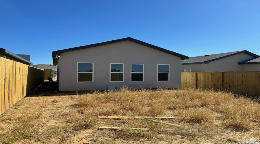 5019 Servando Dr, Laredo, Texas 78046, 3 Bedrooms Bedrooms, 5 Rooms Rooms,2 BathroomsBathrooms,Residential,For Sale,5019 Servando Dr,20253808