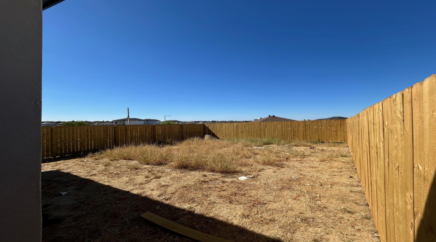 5019 Servando Dr, Laredo, Texas 78046, 3 Bedrooms Bedrooms, 5 Rooms Rooms,2 BathroomsBathrooms,Residential,For Sale,5019 Servando Dr,20253808