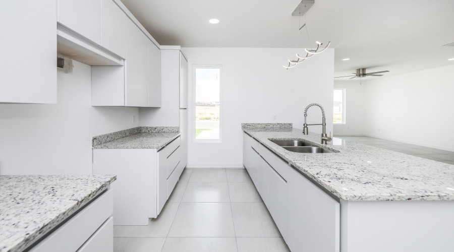 5021 Servando Dr, Laredo, Texas 78046, 3 Bedrooms Bedrooms, 5 Rooms Rooms,2 BathroomsBathrooms,Residential,For Sale,5021 Servando Dr,20253809