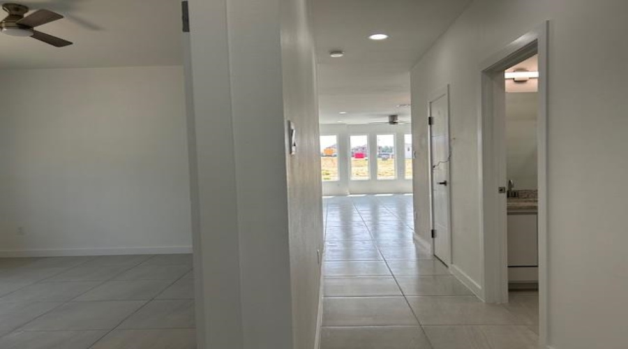 5021 Servando Dr, Laredo, Texas 78046, 3 Bedrooms Bedrooms, 5 Rooms Rooms,2 BathroomsBathrooms,Residential,For Sale,5021 Servando Dr,20253809