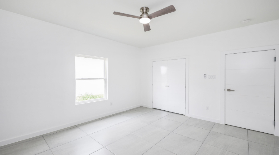 5021 Servando Dr, Laredo, Texas 78046, 3 Bedrooms Bedrooms, 5 Rooms Rooms,2 BathroomsBathrooms,Residential,For Sale,5021 Servando Dr,20253809