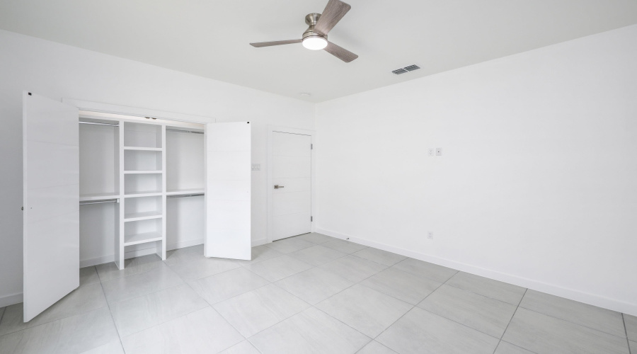 5021 Servando Dr, Laredo, Texas 78046, 3 Bedrooms Bedrooms, 5 Rooms Rooms,2 BathroomsBathrooms,Residential,For Sale,5021 Servando Dr,20253809