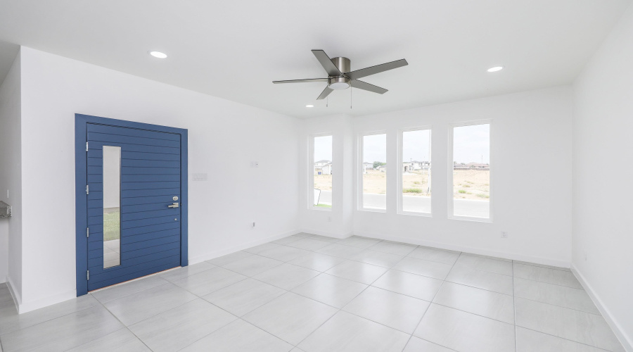 5021 Servando Dr, Laredo, Texas 78046, 3 Bedrooms Bedrooms, 5 Rooms Rooms,2 BathroomsBathrooms,Residential,For Sale,5021 Servando Dr,20253809