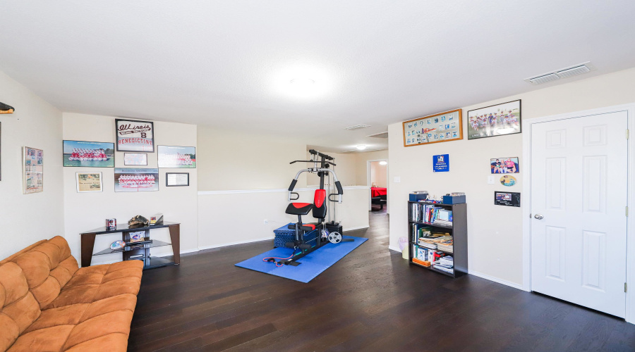 3204 Quintero St, Laredo, Texas 78045, 4 Bedrooms Bedrooms, 9 Rooms Rooms,2 BathroomsBathrooms,Residential,For Sale,3204 Quintero St,20253813