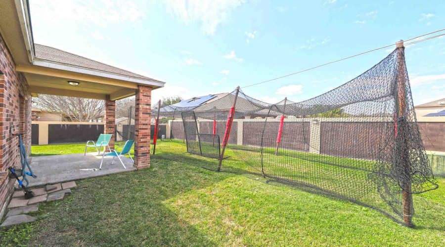 3204 Quintero St, Laredo, Texas 78045, 4 Bedrooms Bedrooms, 9 Rooms Rooms,2 BathroomsBathrooms,Residential,For Sale,3204 Quintero St,20253813