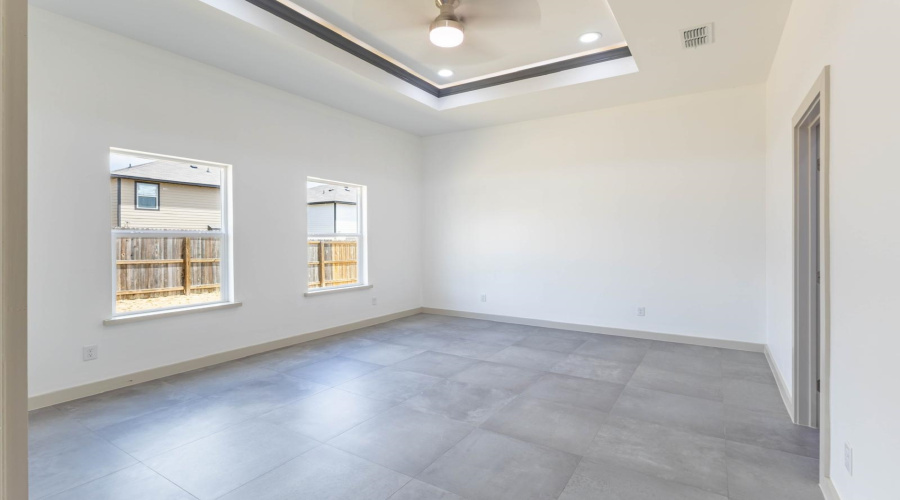 5506 Raven Dr., LAREDO, Texas 78046-0000, 4 Bedrooms Bedrooms, 5 Rooms Rooms,2 BathroomsBathrooms,Residential,For Sale,5506 Raven Dr.,20253814