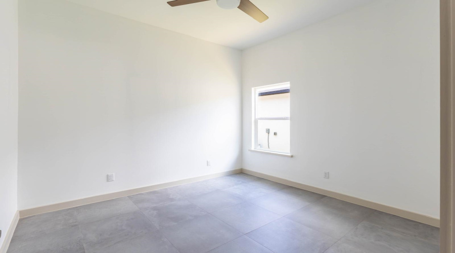 5506 Raven Dr., LAREDO, Texas 78046-0000, 4 Bedrooms Bedrooms, 5 Rooms Rooms,2 BathroomsBathrooms,Residential,For Sale,5506 Raven Dr.,20253814