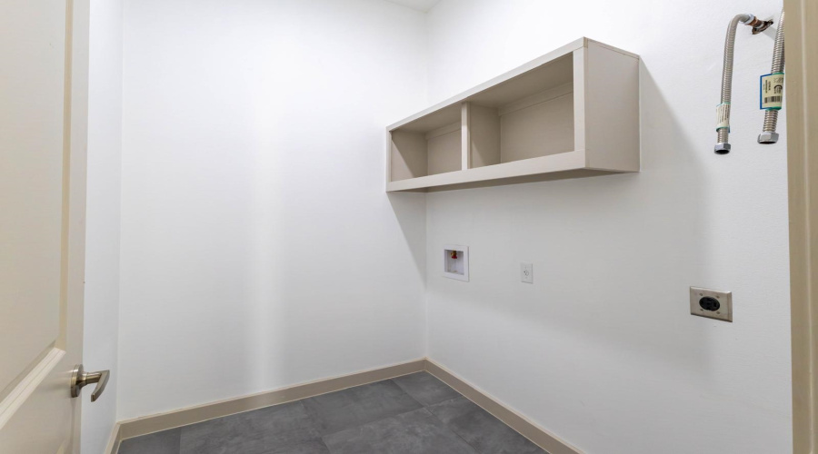 5506 Raven Dr., LAREDO, Texas 78046-0000, 4 Bedrooms Bedrooms, 5 Rooms Rooms,2 BathroomsBathrooms,Residential,For Sale,5506 Raven Dr.,20253814