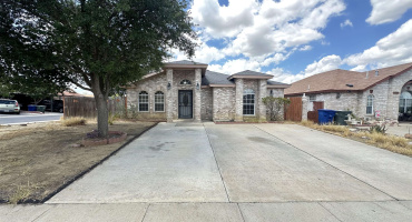 1028 Merrimack Lp, Laredo, Texas 78046, 3 Bedrooms Bedrooms, 5 Rooms Rooms,2 BathroomsBathrooms,Residential,For Rent,1028 Merrimack Lp,20253861