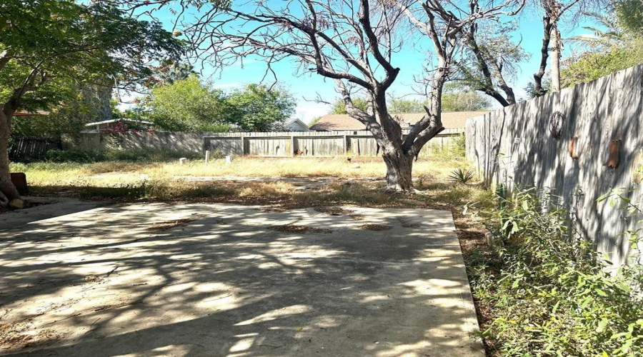 608 Sesame Ln, Laredo, Texas 78045, 4 Bedrooms Bedrooms, 7 Rooms Rooms,2 BathroomsBathrooms,Residential,For Rent,608 Sesame Ln,20250583