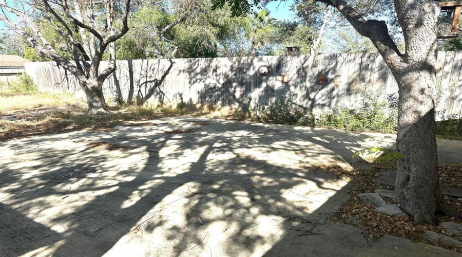 608 Sesame Ln, Laredo, Texas 78045, 4 Bedrooms Bedrooms, 7 Rooms Rooms,2 BathroomsBathrooms,Residential,For Rent,608 Sesame Ln,20250583