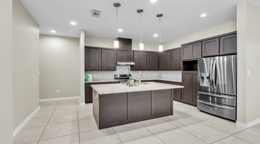 304 Glen Cook Dr., Laredo, Texas 78041, 3 Bedrooms Bedrooms, ,2 BathroomsBathrooms,Residential,For Sale,304 Glen Cook Dr.,20251285