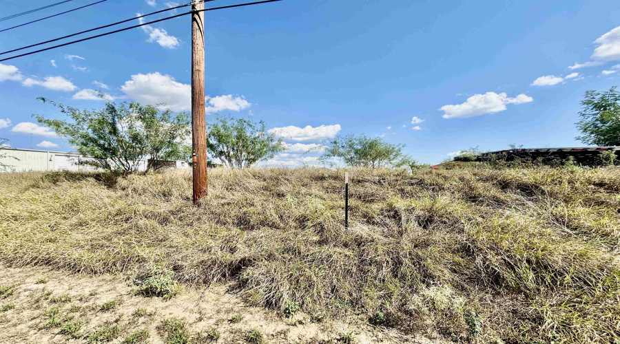 203 5TH ST, Zapata, Texas 78076, ,Land,For Sale,203 5TH ST,20253990