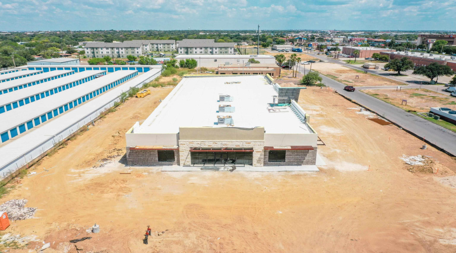 1016 Calton Rd, LAREDO, Texas 78041, 1 Room Rooms,1 BathroomBathrooms,Commercial retail/office,For Rent,1016 Calton Rd,20253902